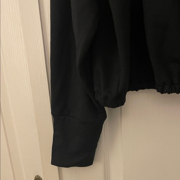 Amazing Fabletics terry off shoulder Black Women's Pullover. Size 2X NWT - Picture 5 of 5